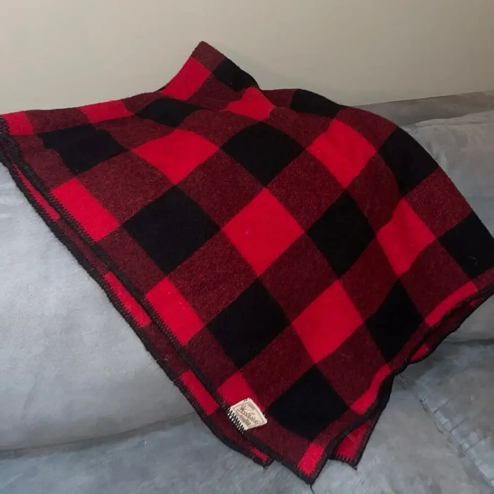 Woolrich Buffalo Plaid Wool Vintage Blanket Red Black Cabin Throw USA Made
